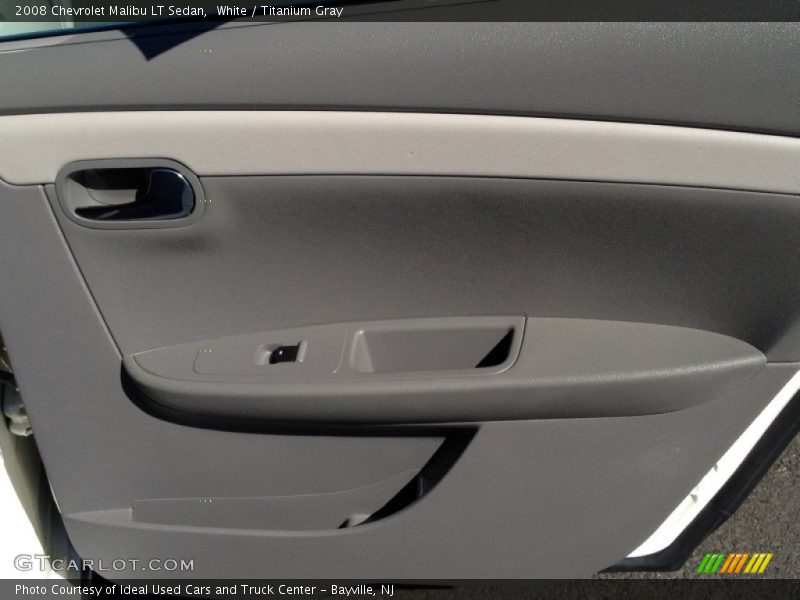 White / Titanium Gray 2008 Chevrolet Malibu LT Sedan