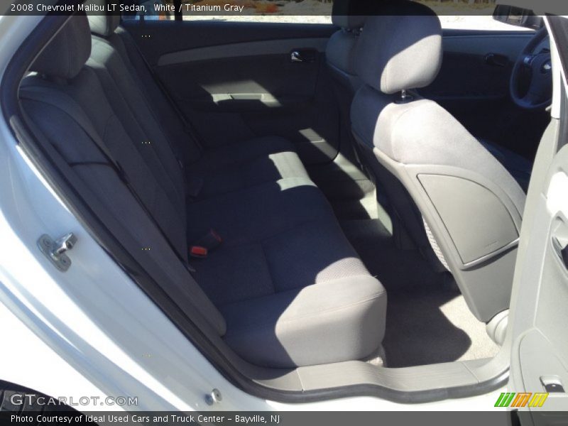 White / Titanium Gray 2008 Chevrolet Malibu LT Sedan