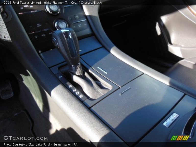 White Platinum Tri-Coat / Charcoal Black 2013 Ford Taurus Limited