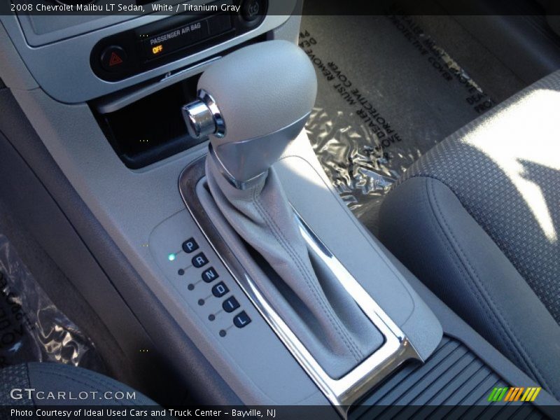 White / Titanium Gray 2008 Chevrolet Malibu LT Sedan
