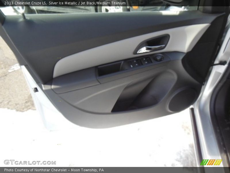 Silver Ice Metallic / Jet Black/Medium Titanium 2013 Chevrolet Cruze LS