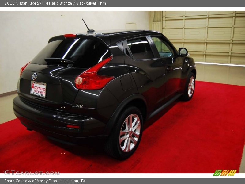 Metallic Bronze / Black/Silver Trim 2011 Nissan Juke SV