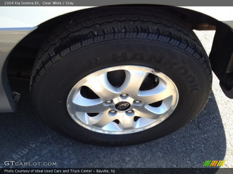 Clear White / Gray 2004 Kia Sedona EX