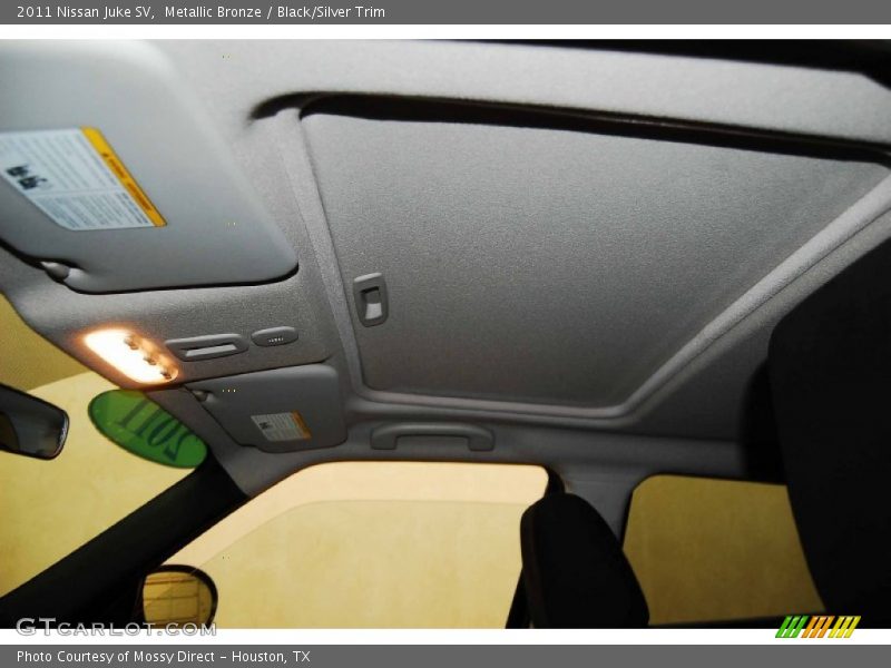 Metallic Bronze / Black/Silver Trim 2011 Nissan Juke SV