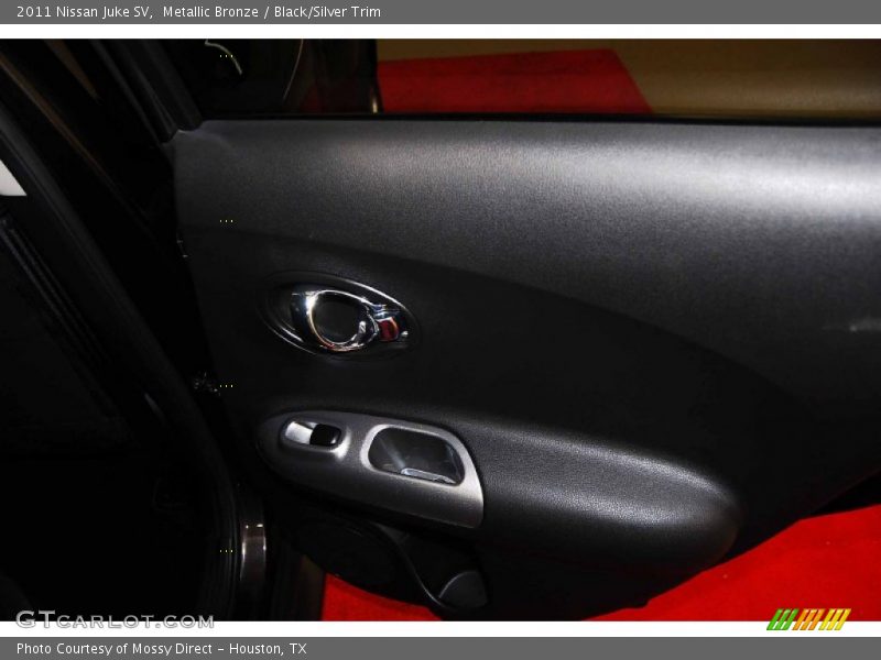 Metallic Bronze / Black/Silver Trim 2011 Nissan Juke SV