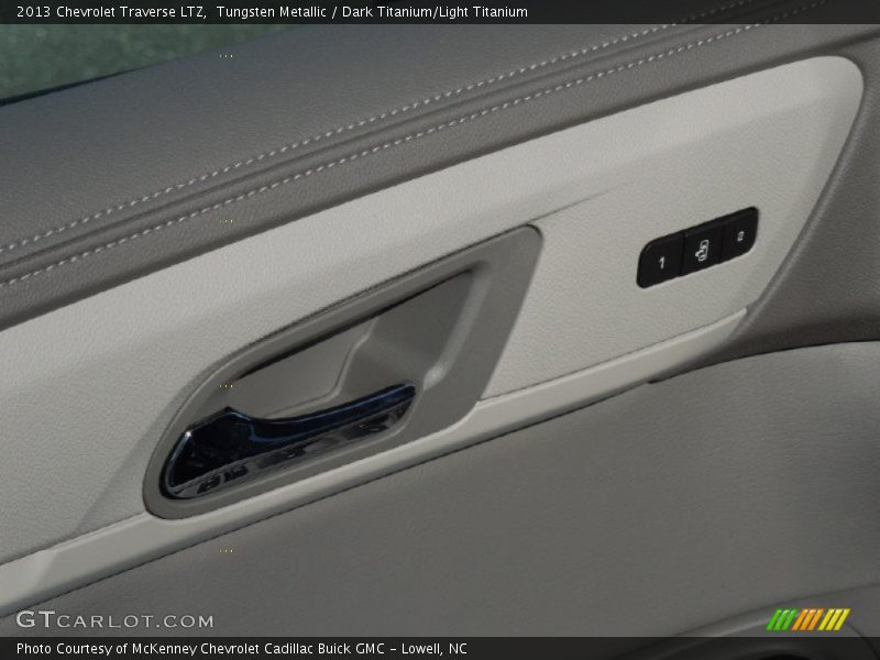 Tungsten Metallic / Dark Titanium/Light Titanium 2013 Chevrolet Traverse LTZ