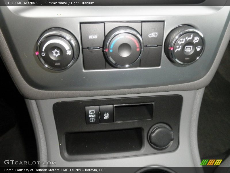 Summit White / Light Titanium 2013 GMC Acadia SLE