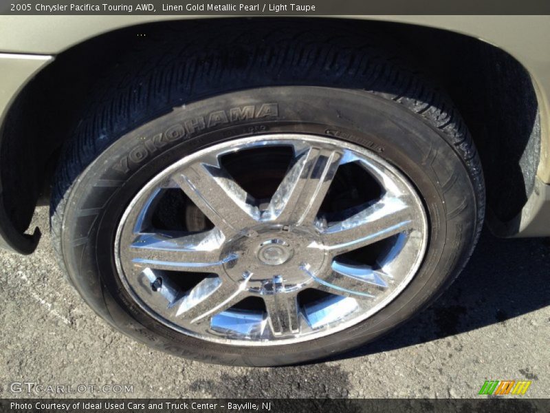 Linen Gold Metallic Pearl / Light Taupe 2005 Chrysler Pacifica Touring AWD
