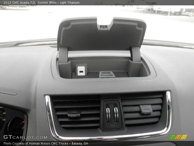 Summit White / Light Titanium 2013 GMC Acadia SLE