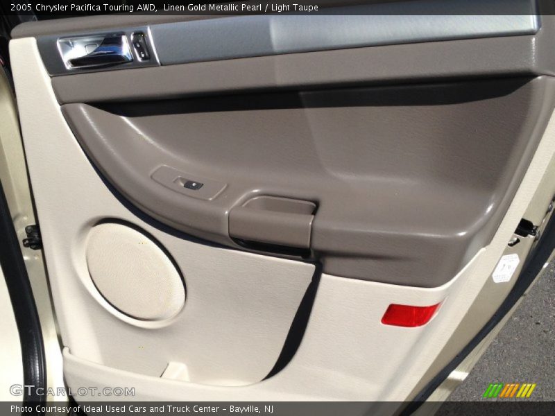 Linen Gold Metallic Pearl / Light Taupe 2005 Chrysler Pacifica Touring AWD