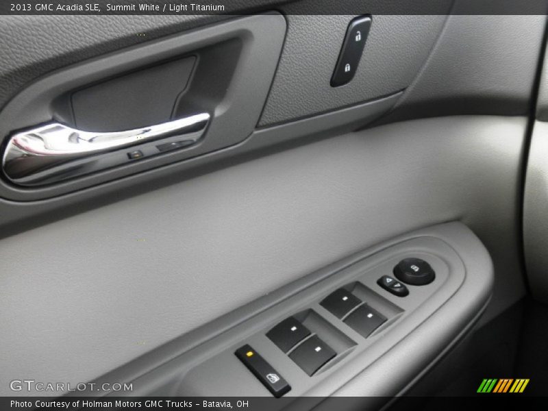 Summit White / Light Titanium 2013 GMC Acadia SLE