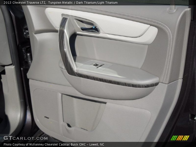 Tungsten Metallic / Dark Titanium/Light Titanium 2013 Chevrolet Traverse LTZ