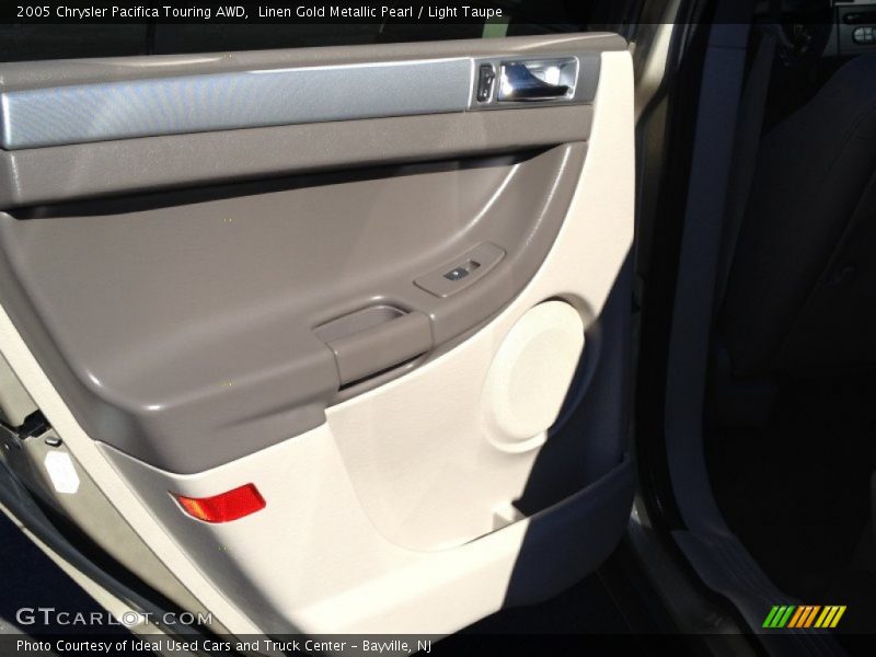Linen Gold Metallic Pearl / Light Taupe 2005 Chrysler Pacifica Touring AWD