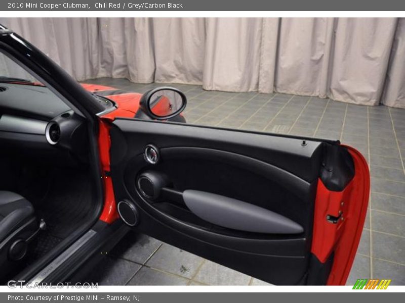 Chili Red / Grey/Carbon Black 2010 Mini Cooper Clubman
