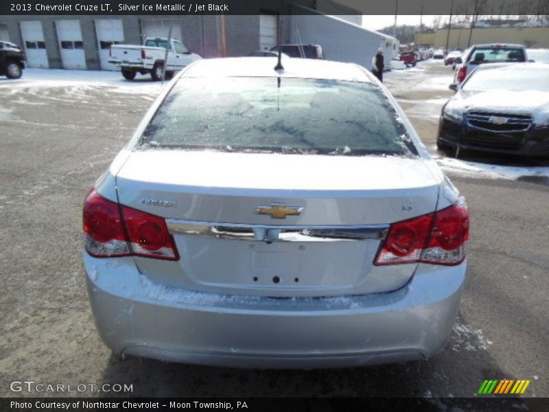 Silver Ice Metallic / Jet Black 2013 Chevrolet Cruze LT