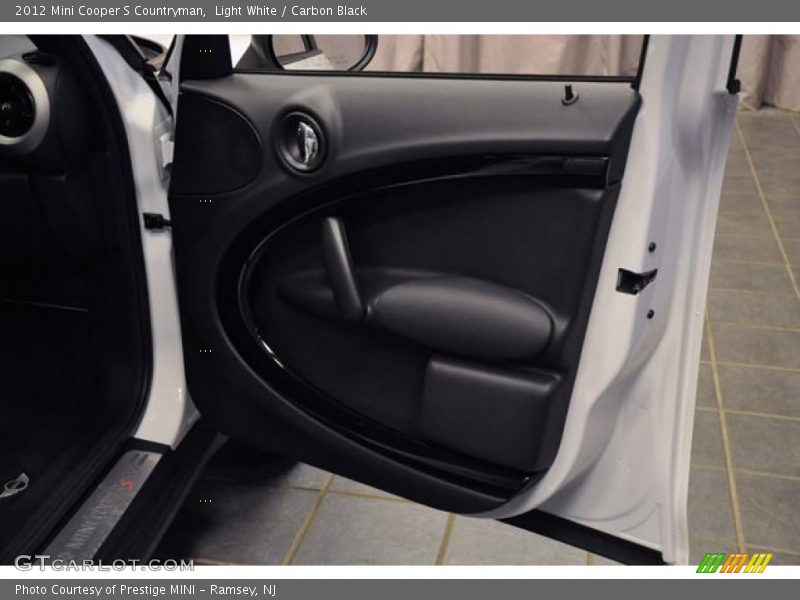 Light White / Carbon Black 2012 Mini Cooper S Countryman