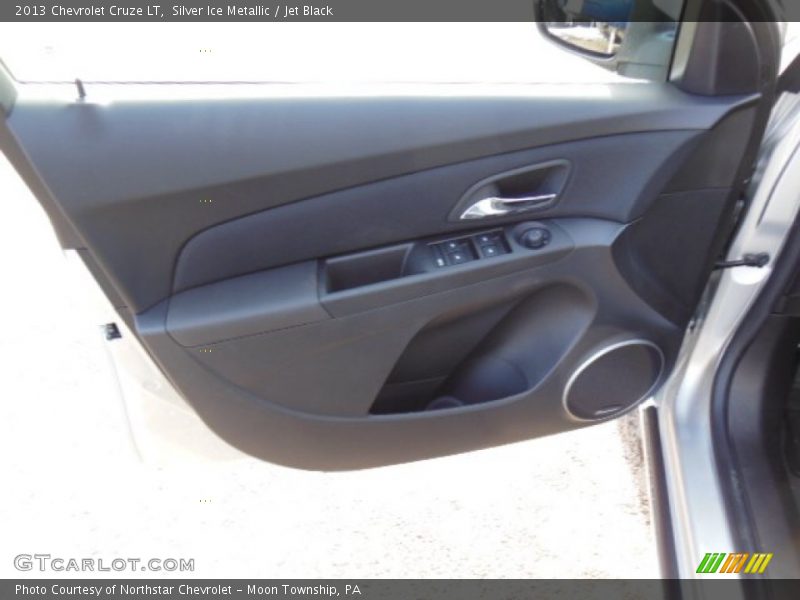 Silver Ice Metallic / Jet Black 2013 Chevrolet Cruze LT