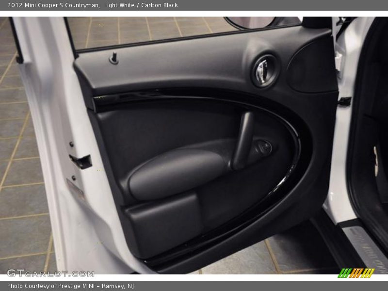 Light White / Carbon Black 2012 Mini Cooper S Countryman