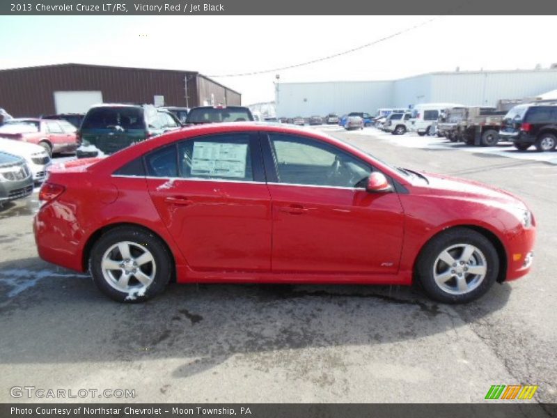 Victory Red / Jet Black 2013 Chevrolet Cruze LT/RS
