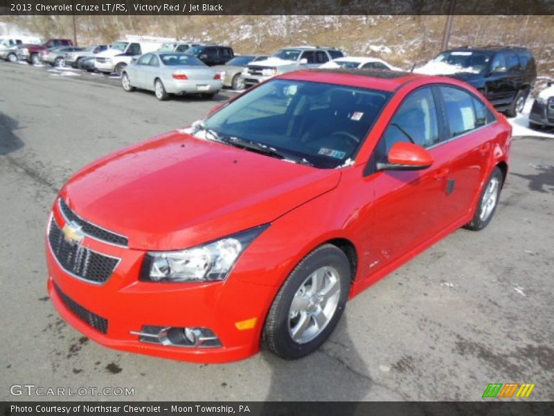 Victory Red / Jet Black 2013 Chevrolet Cruze LT/RS