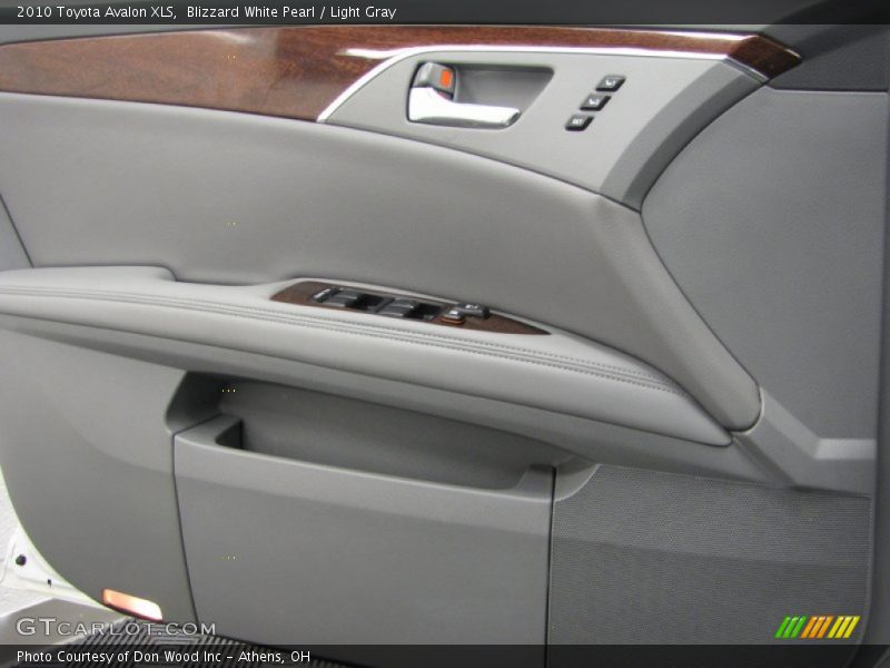 Blizzard White Pearl / Light Gray 2010 Toyota Avalon XLS