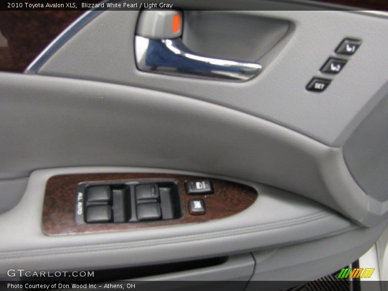 Blizzard White Pearl / Light Gray 2010 Toyota Avalon XLS