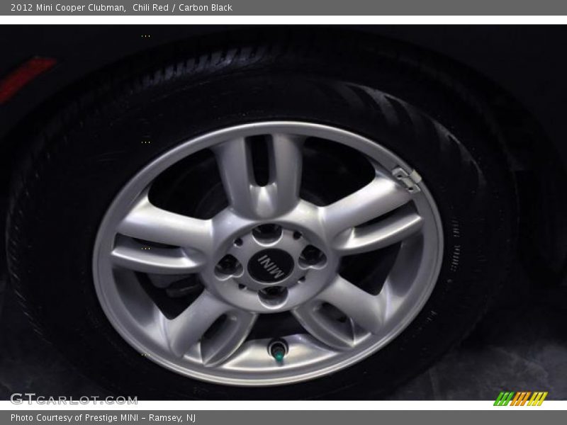 Chili Red / Carbon Black 2012 Mini Cooper Clubman