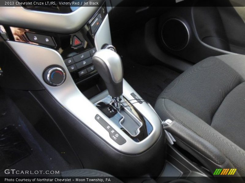 Victory Red / Jet Black 2013 Chevrolet Cruze LT/RS