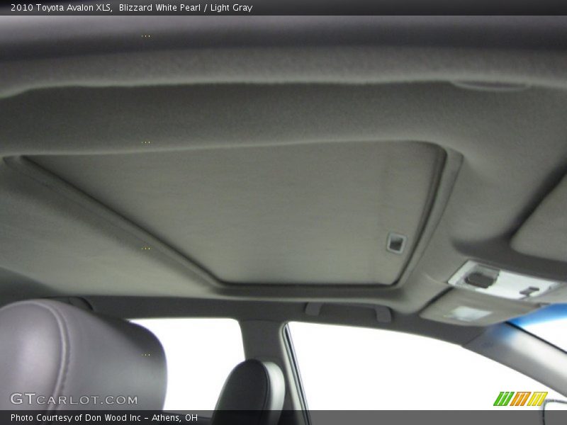 Blizzard White Pearl / Light Gray 2010 Toyota Avalon XLS