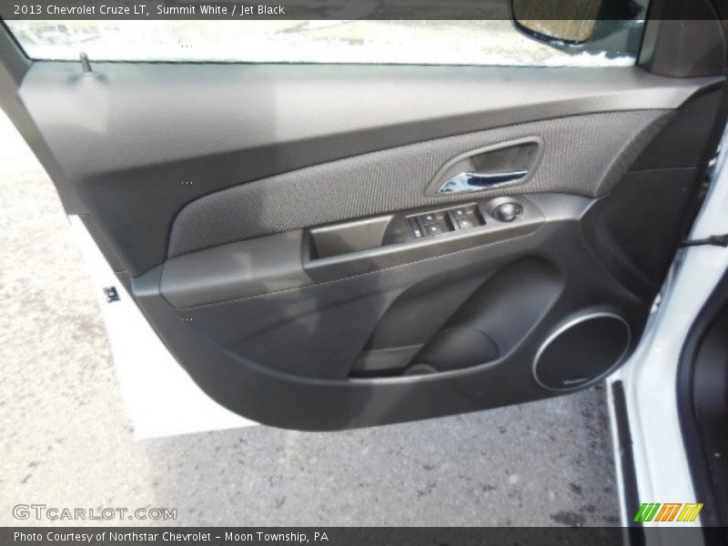 Summit White / Jet Black 2013 Chevrolet Cruze LT