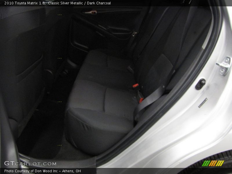 Classic Silver Metallic / Dark Charcoal 2010 Toyota Matrix 1.8