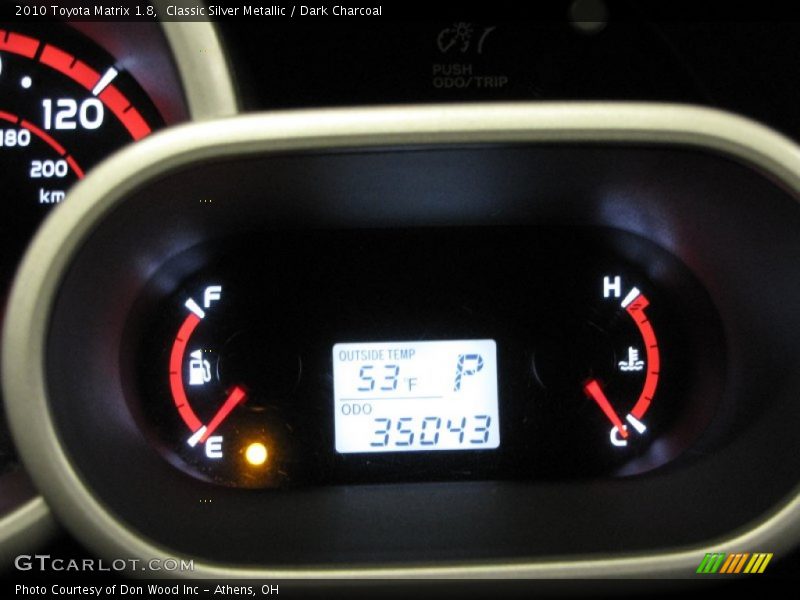Classic Silver Metallic / Dark Charcoal 2010 Toyota Matrix 1.8