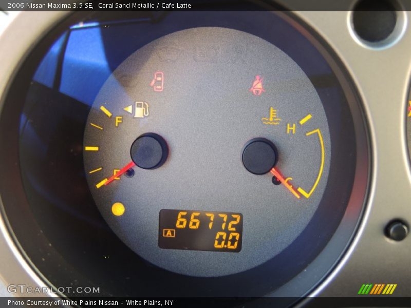 Coral Sand Metallic / Cafe Latte 2006 Nissan Maxima 3.5 SE
