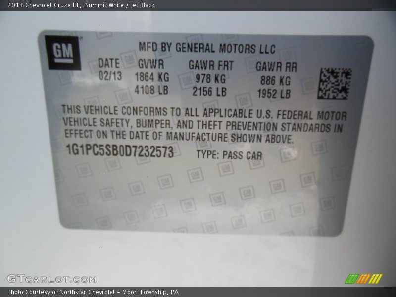 Summit White / Jet Black 2013 Chevrolet Cruze LT