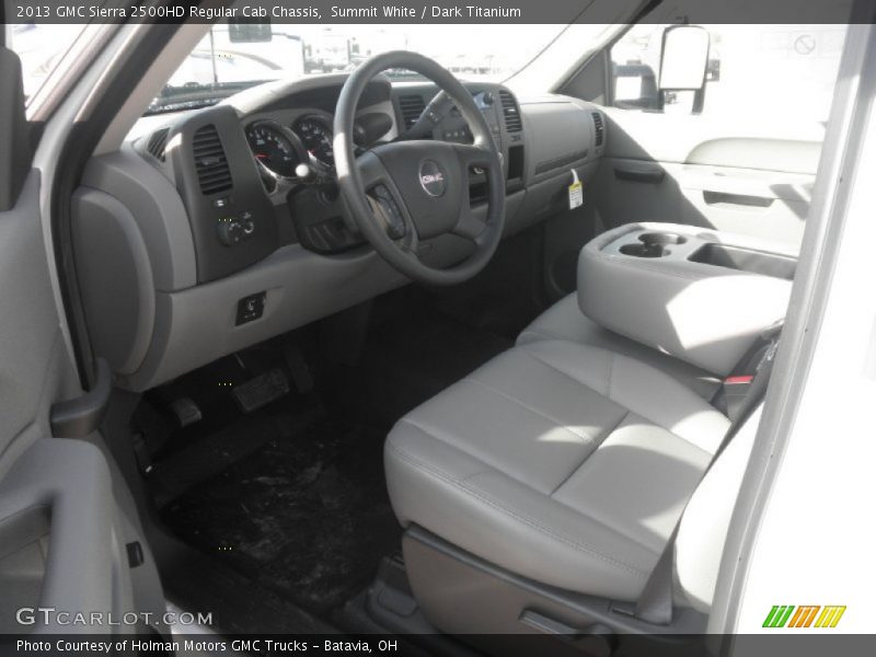 Summit White / Dark Titanium 2013 GMC Sierra 2500HD Regular Cab Chassis