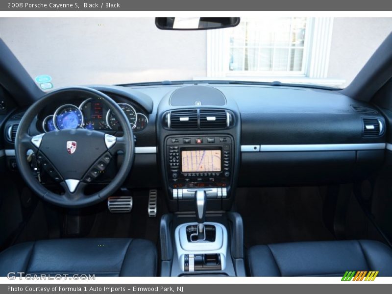 Dashboard of 2008 Cayenne S