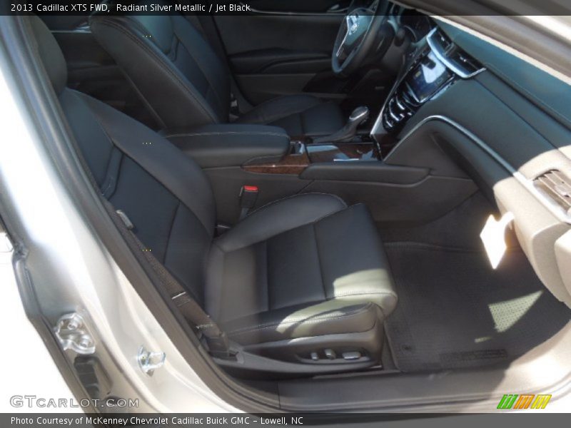 Radiant Silver Metallic / Jet Black 2013 Cadillac XTS FWD