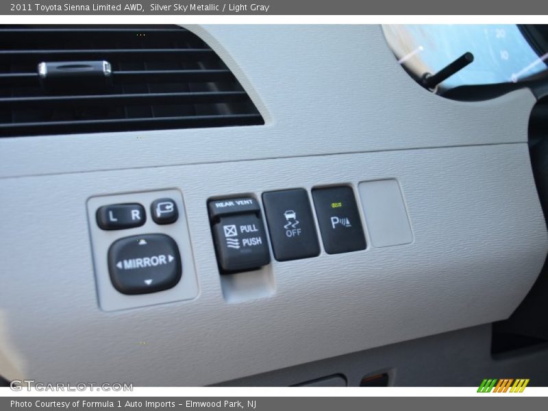 Silver Sky Metallic / Light Gray 2011 Toyota Sienna Limited AWD