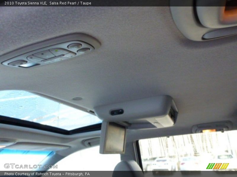 Entertainment System of 2010 Sienna XLE