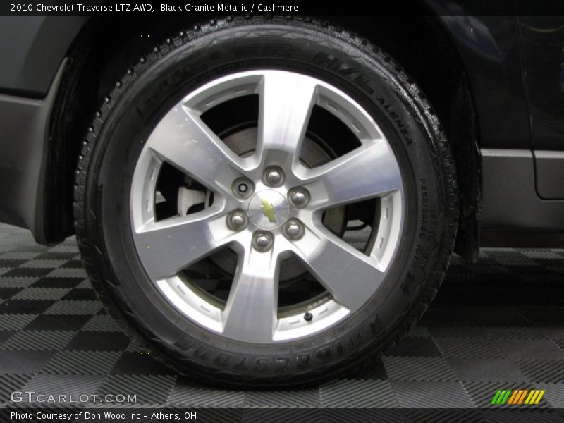  2010 Traverse LTZ AWD Wheel