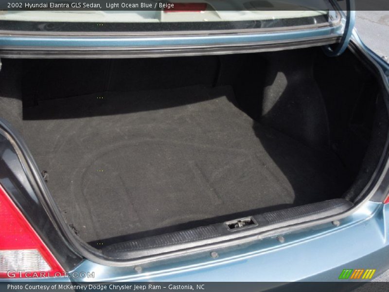 Light Ocean Blue / Beige 2002 Hyundai Elantra GLS Sedan