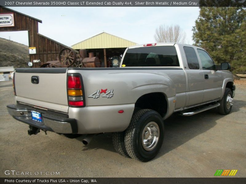 Silver Birch Metallic / Medium Gray 2007 Chevrolet Silverado 3500HD Classic LT Extended Cab Dually 4x4