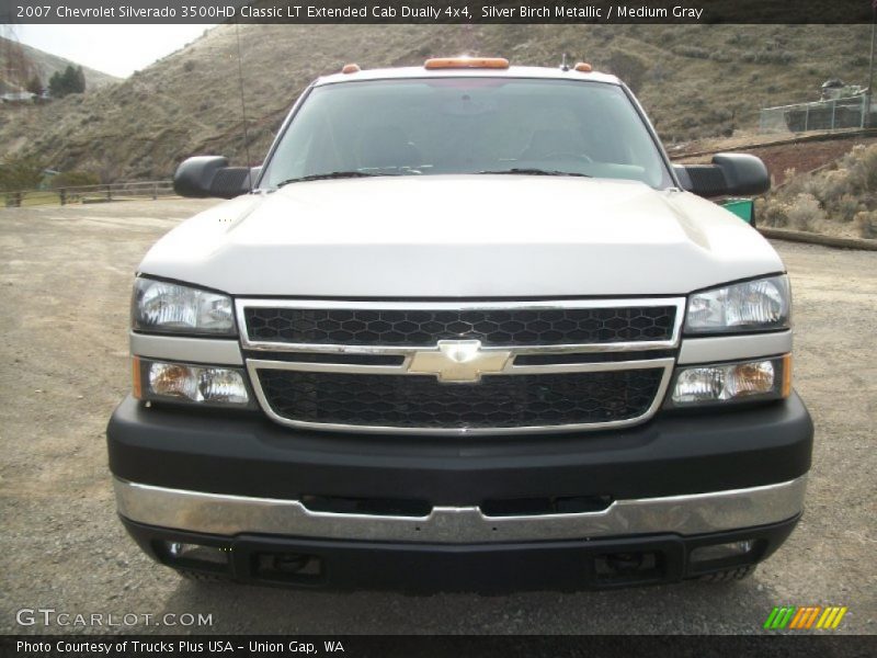 Silver Birch Metallic / Medium Gray 2007 Chevrolet Silverado 3500HD Classic LT Extended Cab Dually 4x4