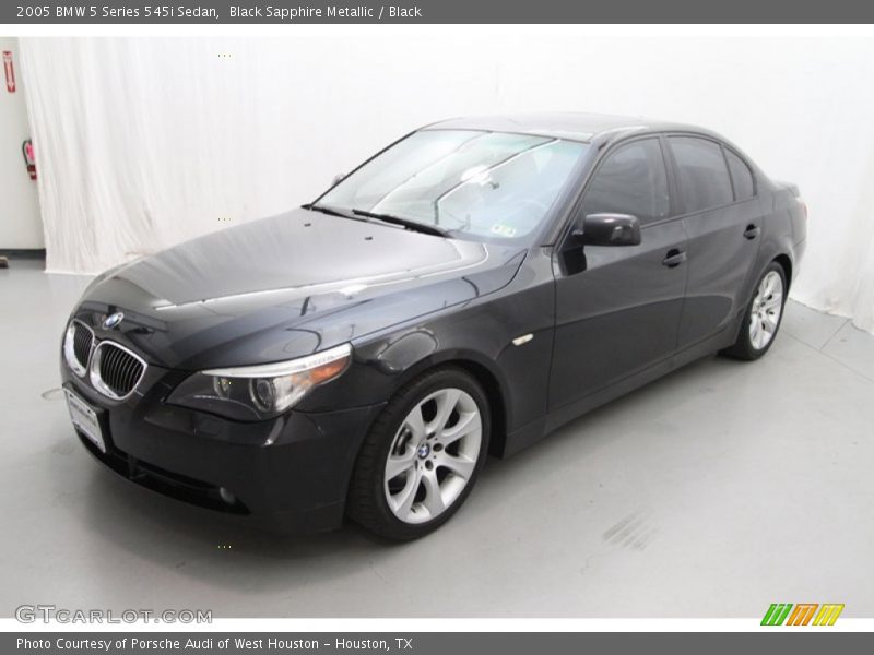 Front 3/4 View of 2005 5 Series 545i Sedan