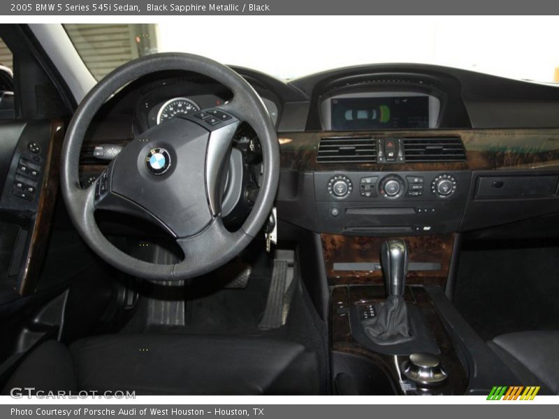 Black Sapphire Metallic / Black 2005 BMW 5 Series 545i Sedan