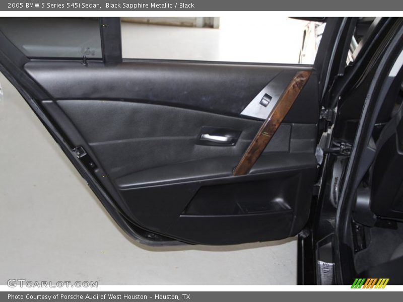 Black Sapphire Metallic / Black 2005 BMW 5 Series 545i Sedan