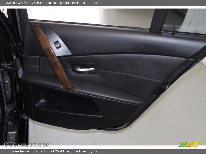 Black Sapphire Metallic / Black 2005 BMW 5 Series 545i Sedan