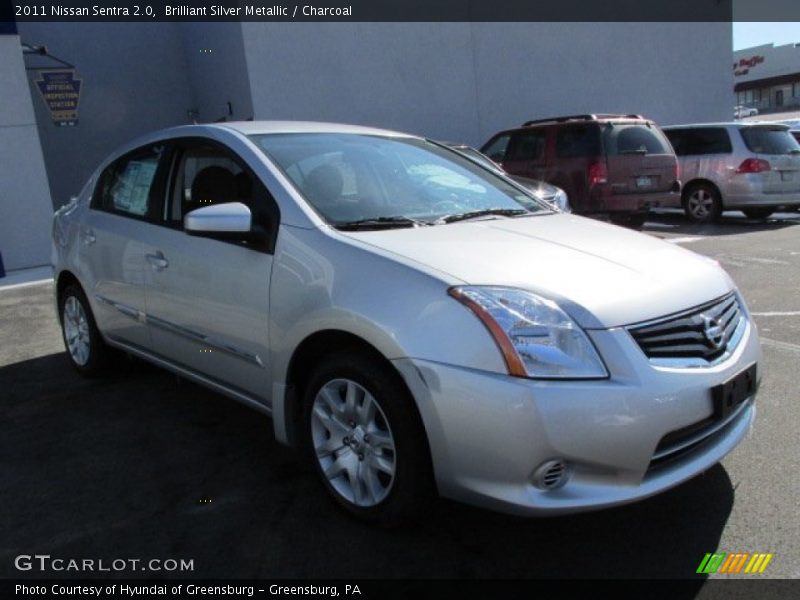 Brilliant Silver Metallic / Charcoal 2011 Nissan Sentra 2.0