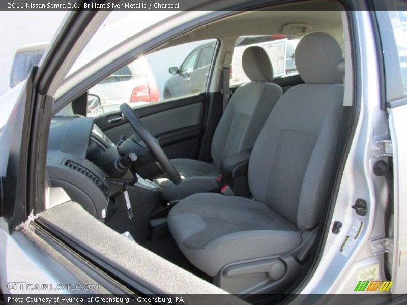 Brilliant Silver Metallic / Charcoal 2011 Nissan Sentra 2.0