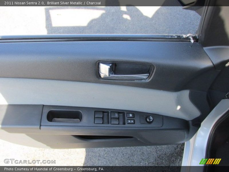 Brilliant Silver Metallic / Charcoal 2011 Nissan Sentra 2.0